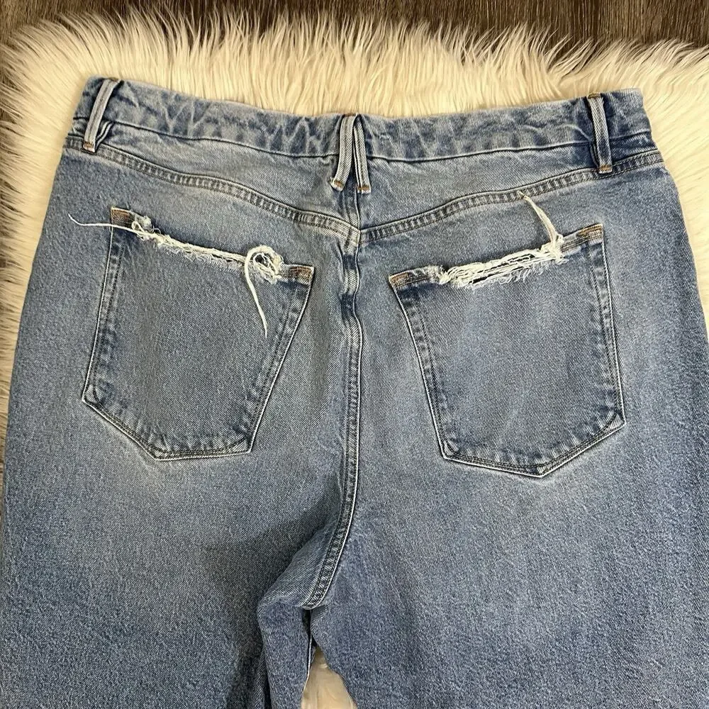 Good American Womens Straight Jeans Size 15 Style GGP062T 5 Pocket Denim - Picture 3 of 6